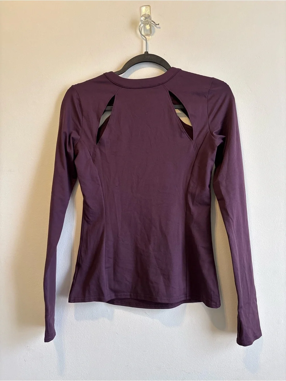 ALO Yoga Long Sleeve Cutout Top in Plum